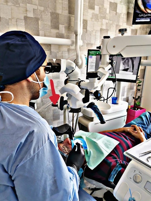 Dr. Azzam Salameh د.عزام سلامة Dentistree specialized dental clinic