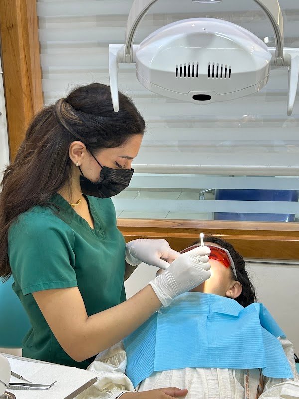 الدكتورة نور دعاس - طب أسنان الأطفال