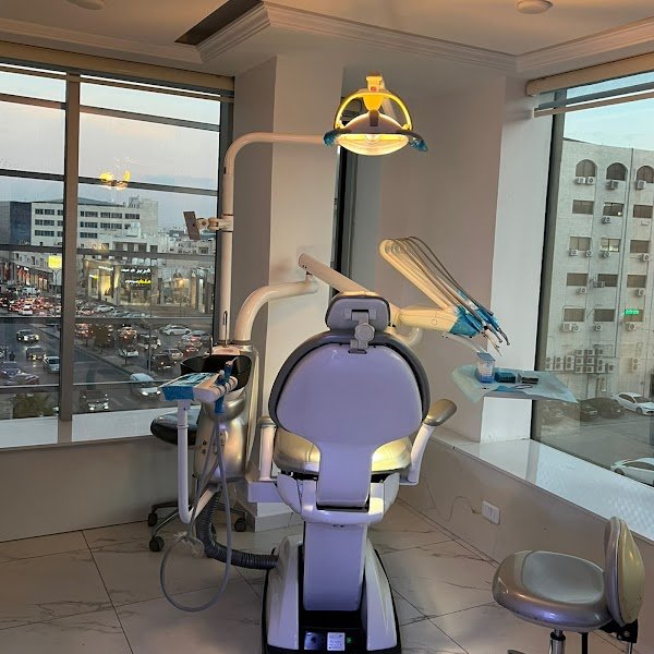 Smile Factory Dental Clinic | عيادة اسنان